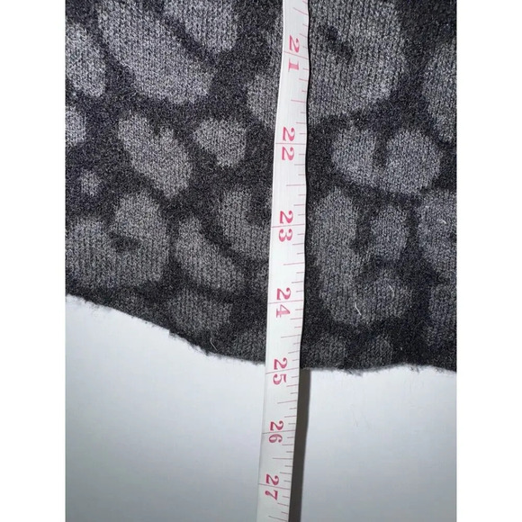 Classiques Entier Leopard Silk Cashmere Wool Sweater Cardigan Jacket SZ SMALL - Picture 5 of 9